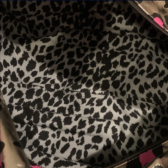 Authentic & Original Betsey Johnson Duffle - Picture 3 of 6